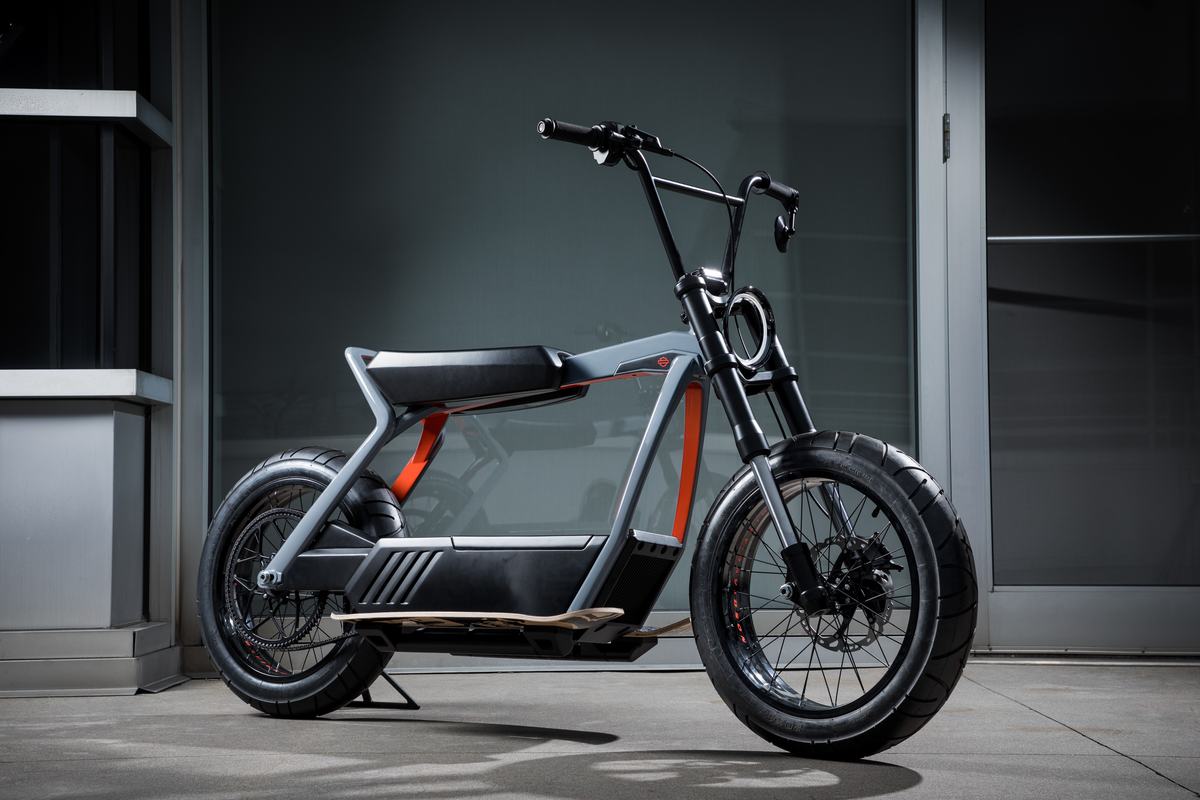 Electric motorcycle powertrain